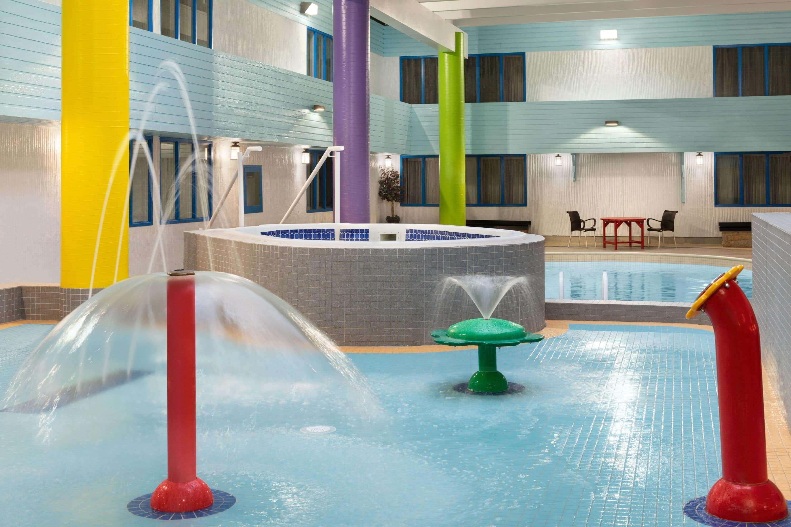 Travelodge Hotel By Wyndham Saskatoon Exteriör bild