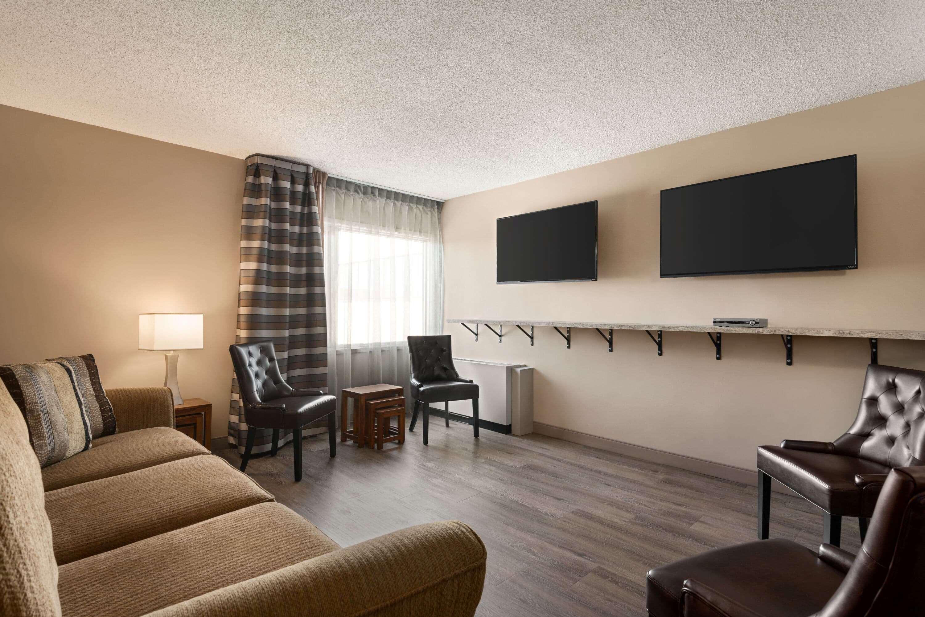 Travelodge Hotel By Wyndham Saskatoon Exteriör bild