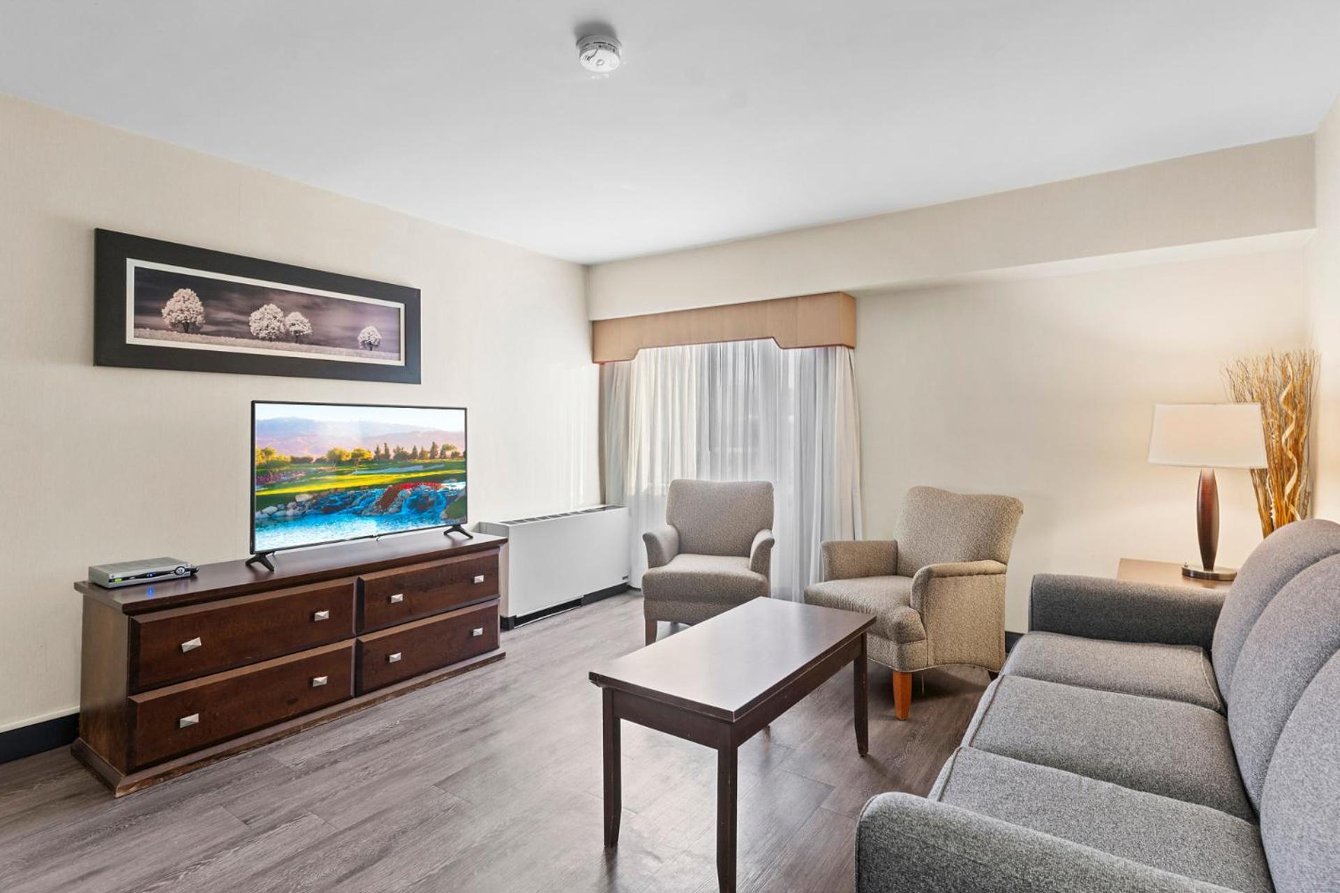 Travelodge Hotel By Wyndham Saskatoon Exteriör bild