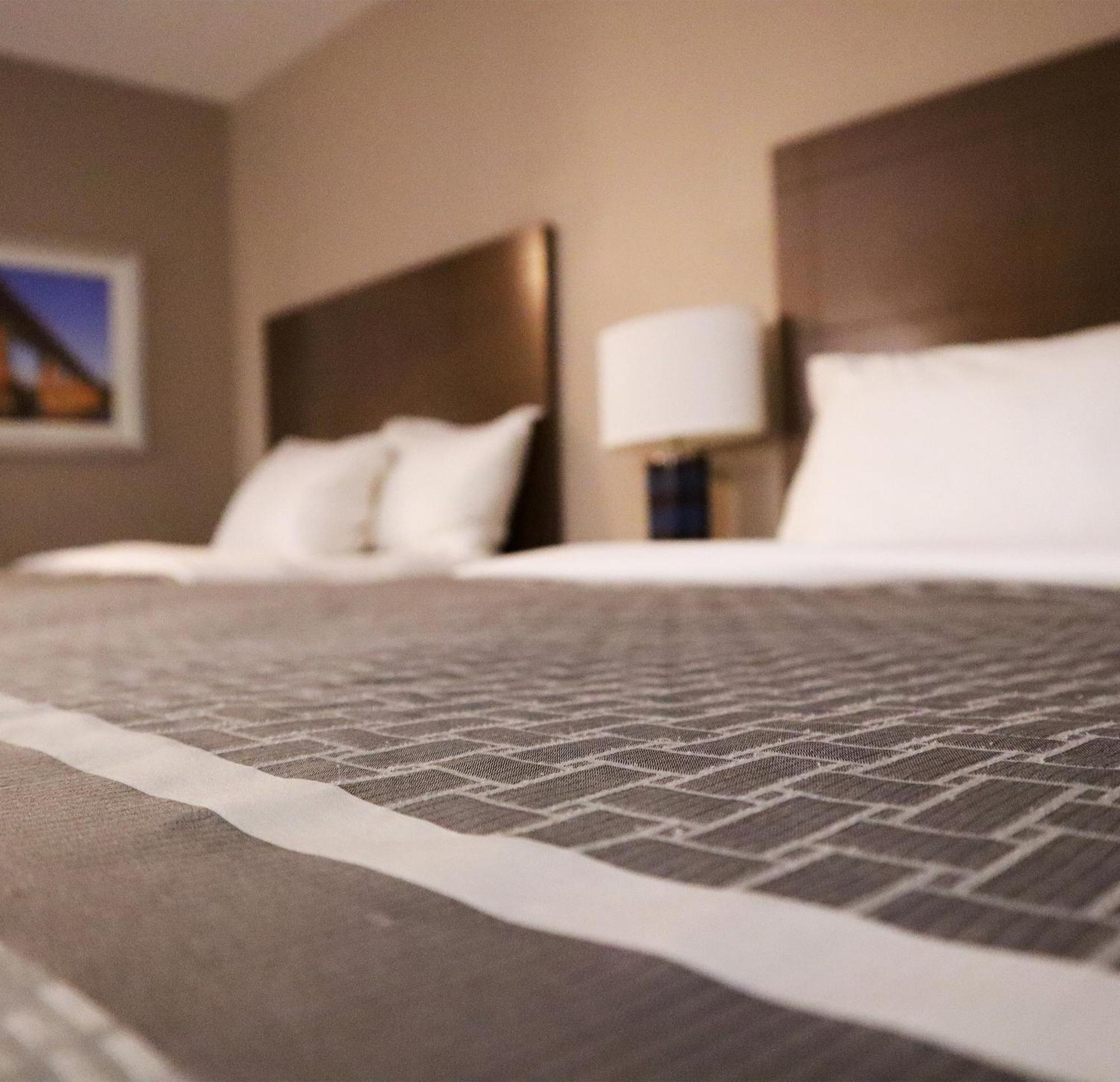 Travelodge Hotel By Wyndham Saskatoon Exteriör bild